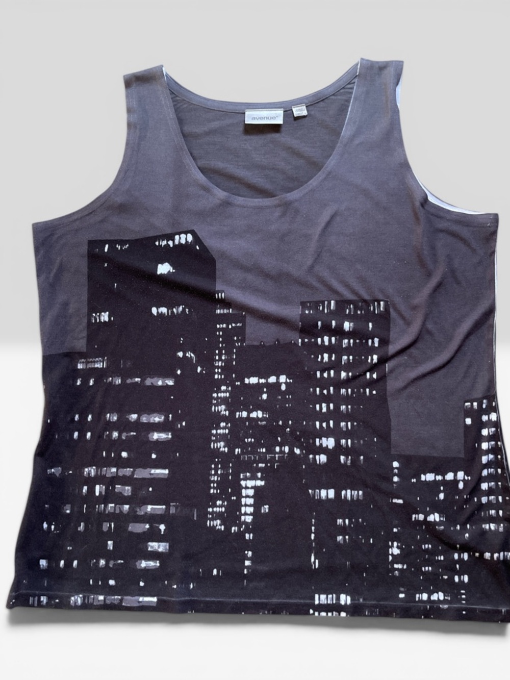 Avenue Gray & Black Cityscape Tank Top
